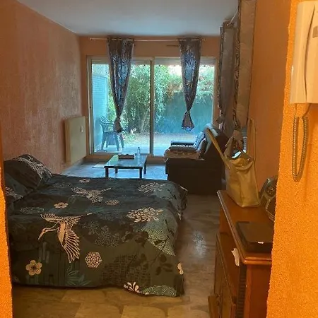 Appartement Mas Dsu Tanit Antibes Exterior foto